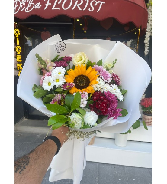 BEYAZ GÜNLÜK BUKET